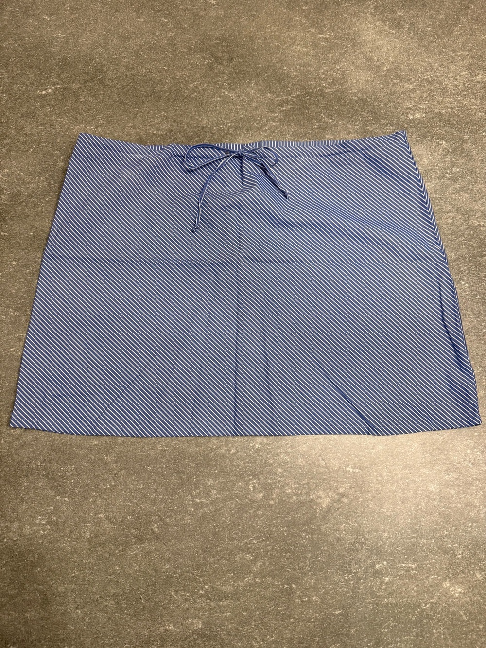 Like New American Eagle Outfitters Blue Striped Drawstring Mini Skirt - Size M